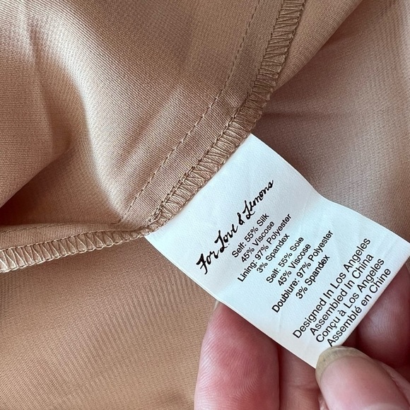 for the LOVE And Lemons SHORT DEEP V-NECK SLIP Lining - Picture 11 of 11